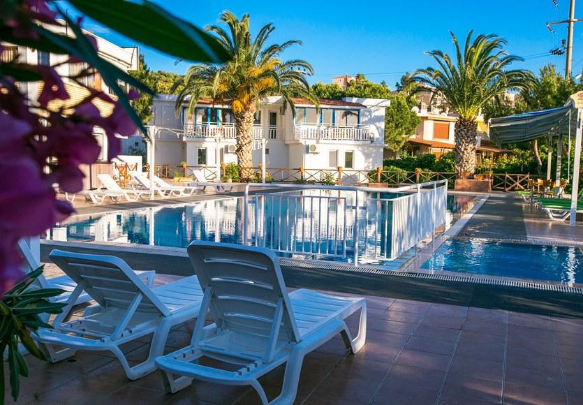 Hanedan Beach Hotel Фоча Экстерьер фото