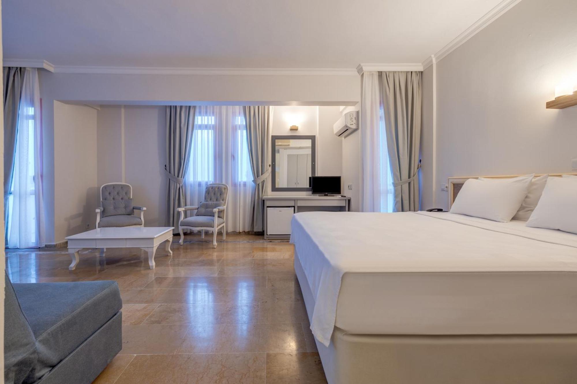 Hanedan Beach Hotel Фоча Экстерьер фото